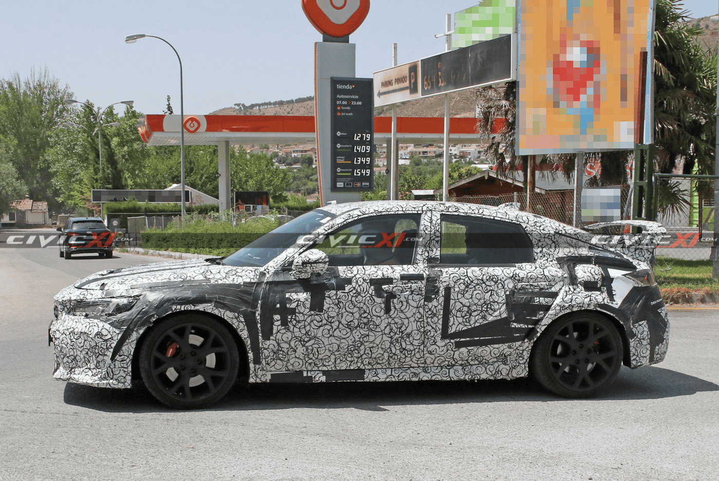 11th Gen Honda Civic 2022 Civic Type R spied testing near Nürburgring ahead of next week's track testing! 1633465788378