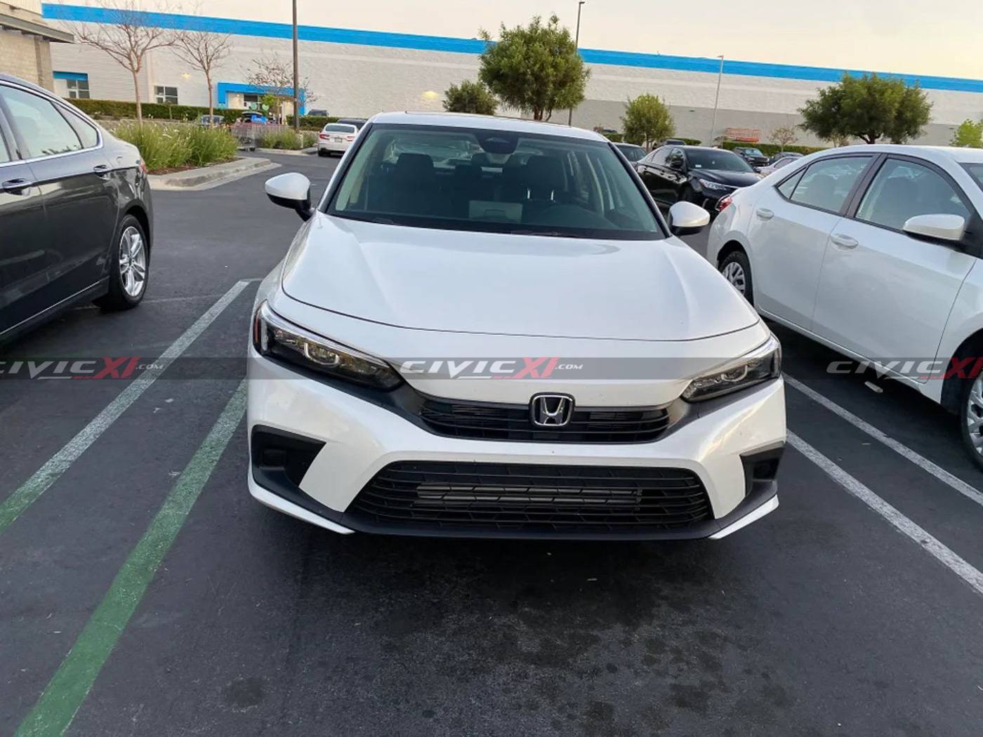 11th Gen Honda Civic Official PLATINUM WHITE 2022+ 11th Gen Civic & Si Thread 2022-civic-11th-gen-spied-torrance-costco-1-