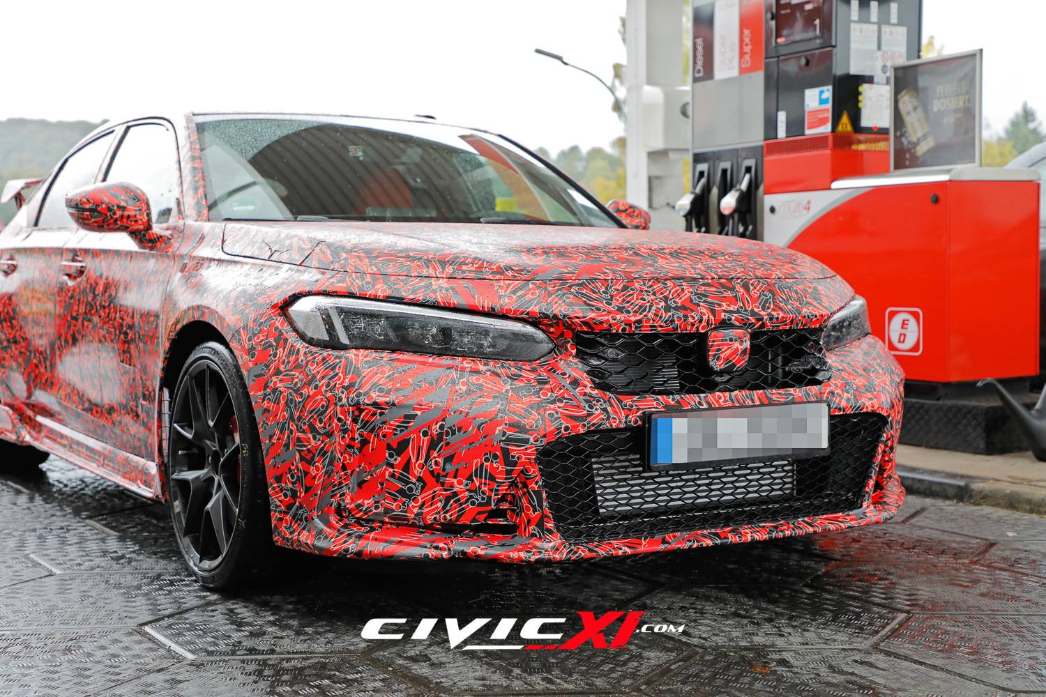 11th Gen Honda Civic ? 2022 Civic Type R Spied Inside & Out (First Interior Shots)! 265/30/19 tires revealed. 2022-civic-type-r-spied-interior-first-look-exterior-closeups-11