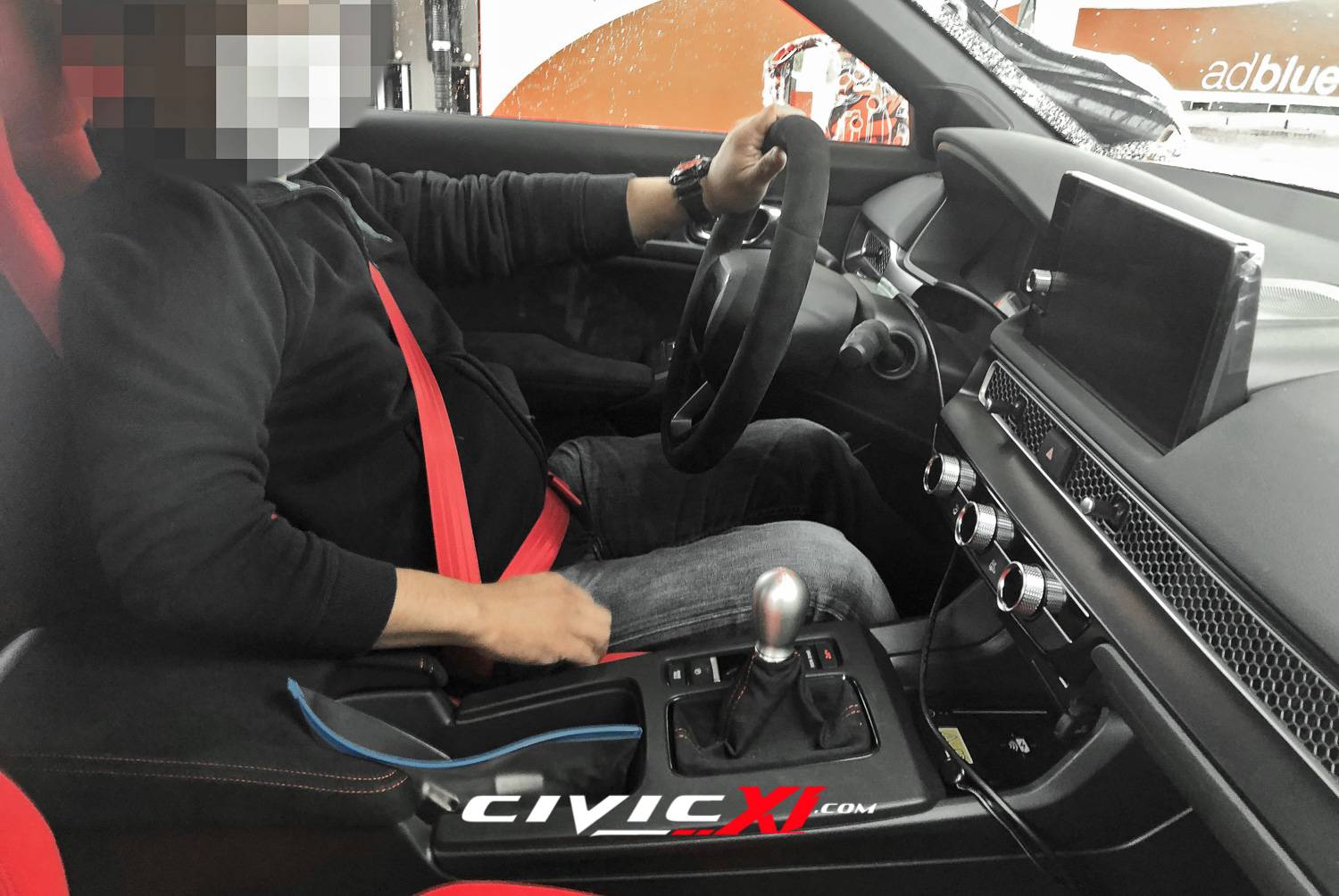 11th Gen Honda Civic ? 2022 Civic Type R Spied Inside & Out (First Interior Shots)! 265/30/19 tires revealed. 2022-civic-type-r-spied-interior-first-look-exterior-closeups-14