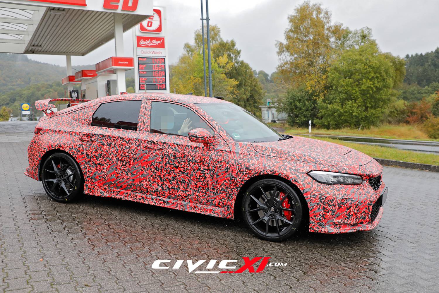 11th Gen Honda Civic ? 2022 Civic Type R Spied Inside & Out (First Interior Shots)! 265/30/19 tires revealed. 2022-civic-type-r-spied-interior-first-look-exterior-closeups-32