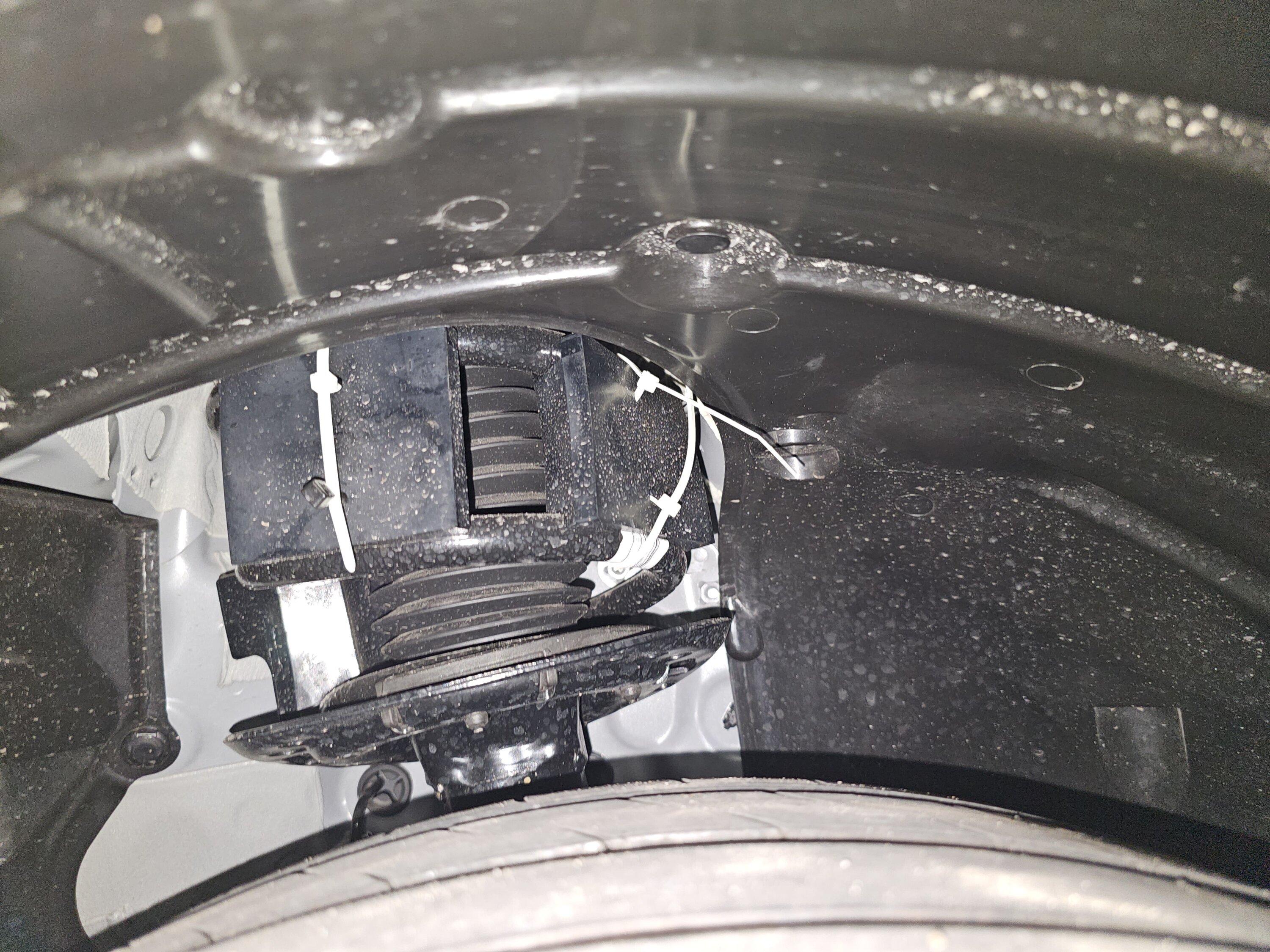 11th Gen Honda Civic Transport Blocks PSA: make sure your dealer removes suspension transport blocks before taking delivery! 20231201_174737