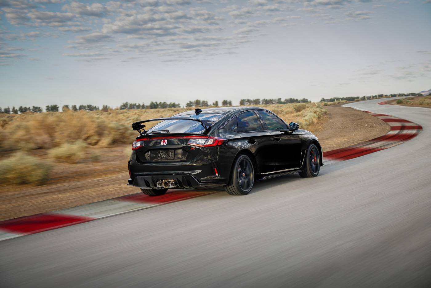 11th Gen Honda Civic Official 2023 Civic Type R (FL5) U.S. Specifications Released! 315 hp / 310 lb-ft! 2023_Civic_TypeR_0005