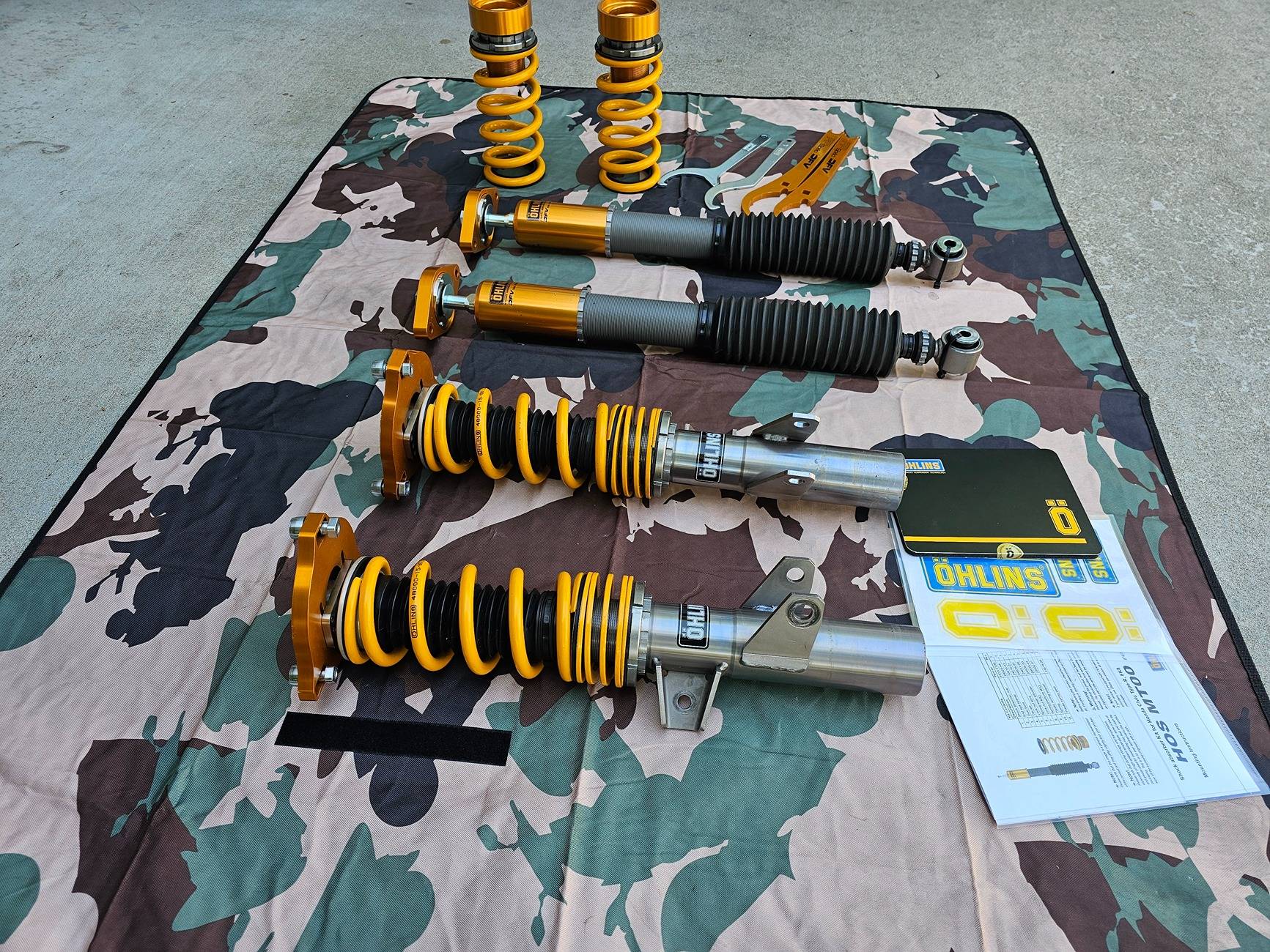 11th Gen Honda Civic FS: Ohlins DFV with SBG tophats, extras 20240721_151222