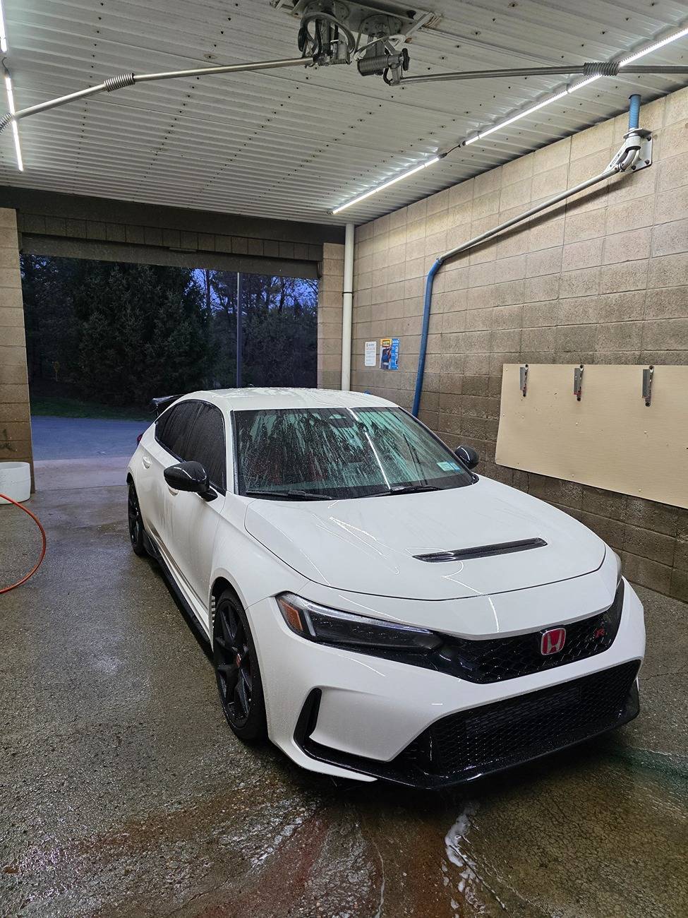 11th Gen Honda Civic Official CHAMPIONSHIP WHITE FL5 Type R Photos Thread 20250501_194840