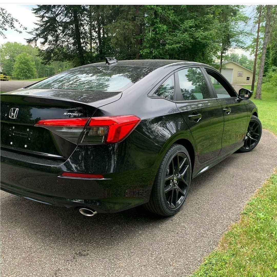 11th Gen Honda Civic Official CRYSTAL BLACK 2022+ 11th Gen Civic & Si Thread 202550446_321582956095960_5463063109614760491_n