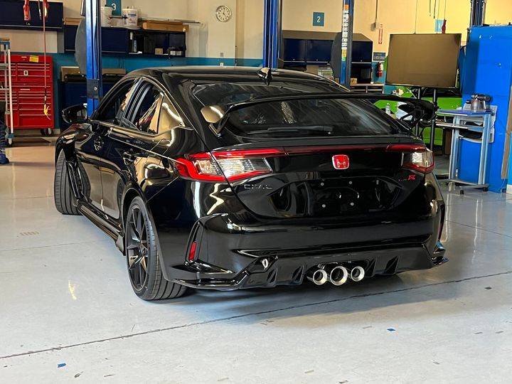 11th Gen Honda Civic Best Factory Color - 2023 FL5 Type R 📸Updated Pics📸 299668247_5335944573179995_8477400162420837232_n