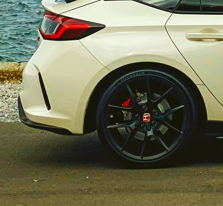 11th Gen Honda Civic CW rear bumper color mismatch - So common! Did you ever notice? 318195108_206211911800993_4835253348188126742_n