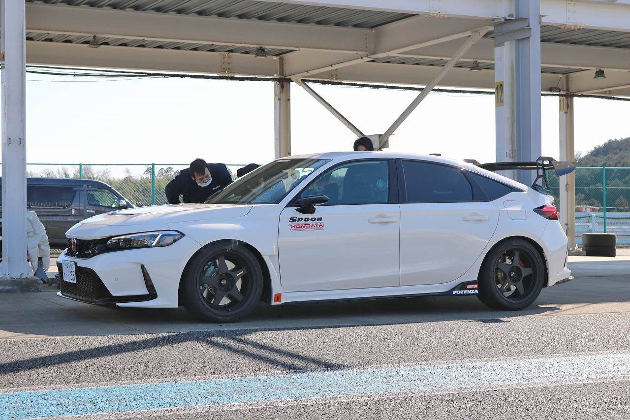 11th Gen Honda Civic Spoon continues testing FL5 for products development 327905452_845080603262474_3607593010397822705_n