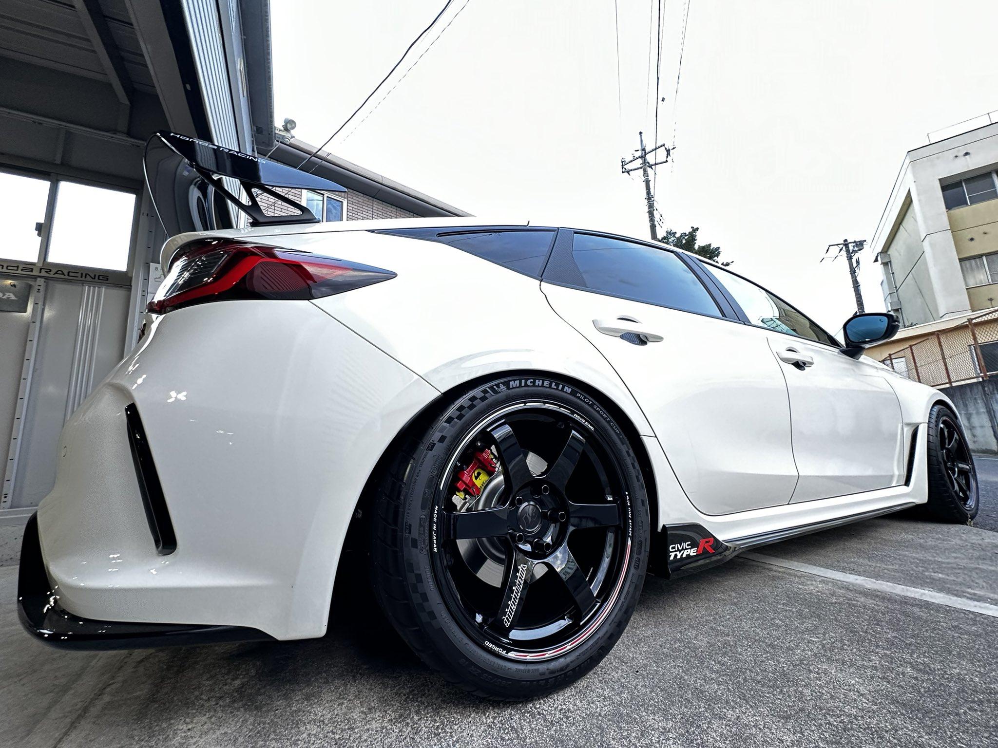 11th Gen Honda Civic Official Wheel Fitment Thread for 11th Gen FL5 Civic Type R 366313887_10231284721080755_2391128167011226126_n