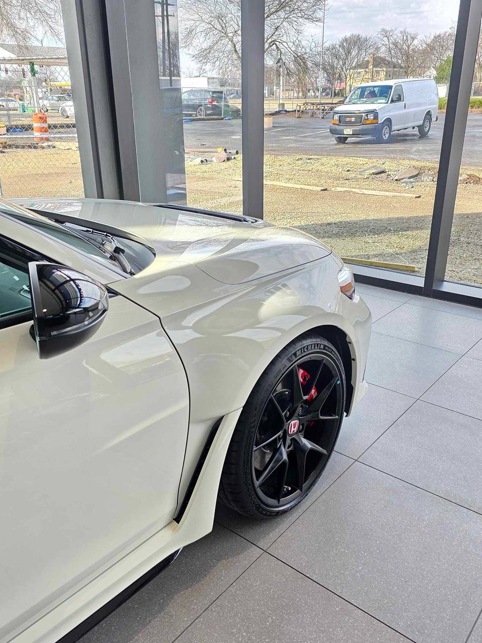 11th Gen Honda Civic Fenrir1's 2025 Civic Type R FL5 CW 485403046_1327119235020419_9209881999772290706_n