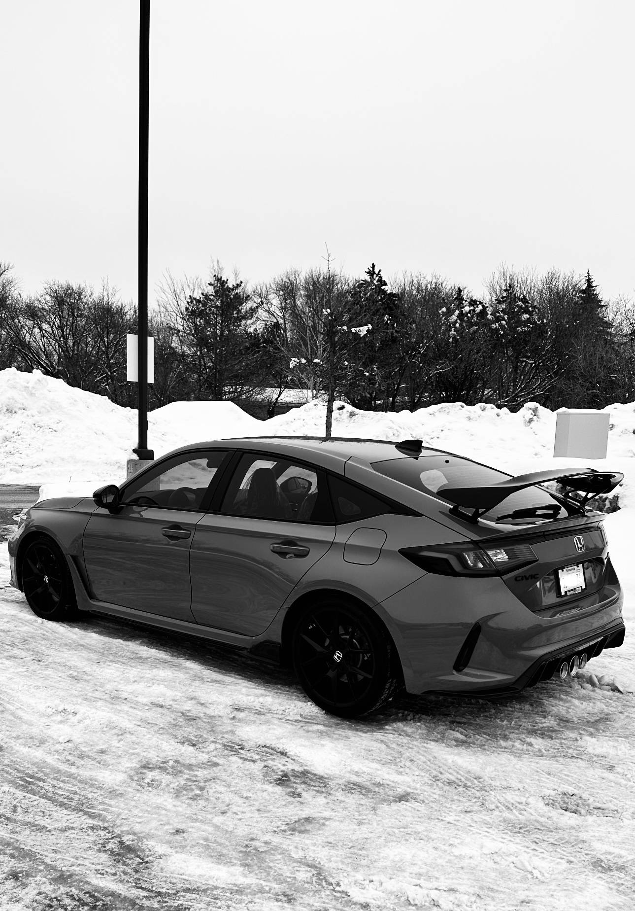 11th Gen Honda Civic Post your FL5 Civic Type R delivery pics! 🙌 📸 8C7F07EA-6EAF-4B0D-A0D2-A6B7587C3CD8