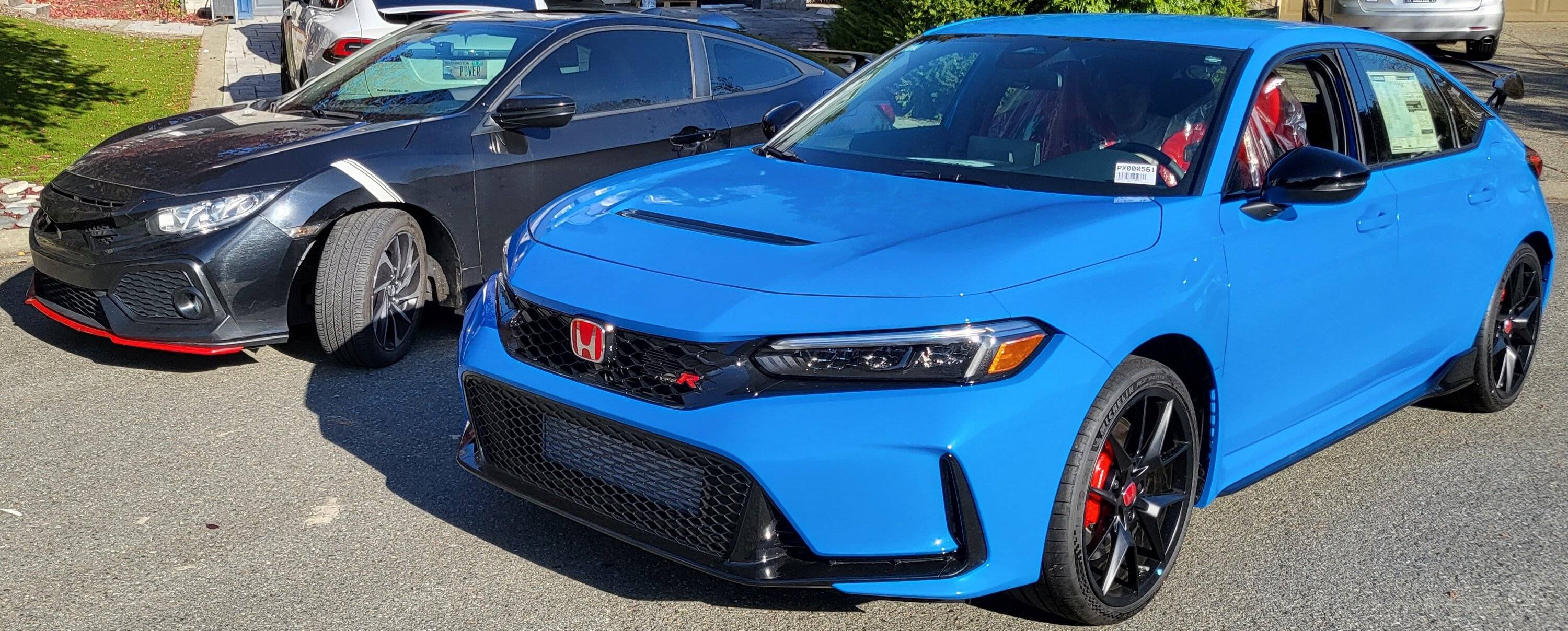 11th Gen Honda Civic 🤩 I can't stop smiling since Type R FL5 was delivered to my house boost blue - tight crop - 20221113_115136