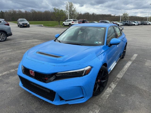 11th Gen Honda Civic Post your FL5 Civic Type R delivery pics! 🙌 📸 civic delivery