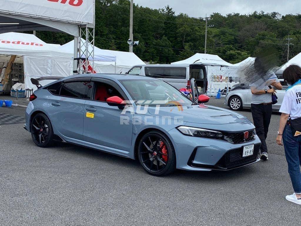 RHD FL5 Civic Type R (Sonic Grey) spotted w/ full Modulo parts & OEM