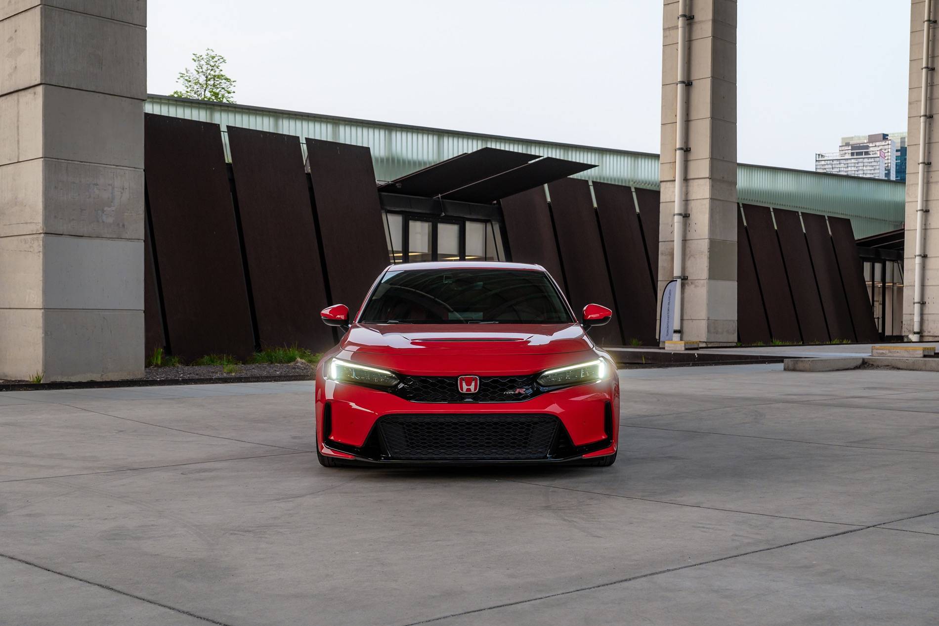 11th Gen Honda Civic Official RALLYE RED FL5 Type R Photos Thread DSC07522