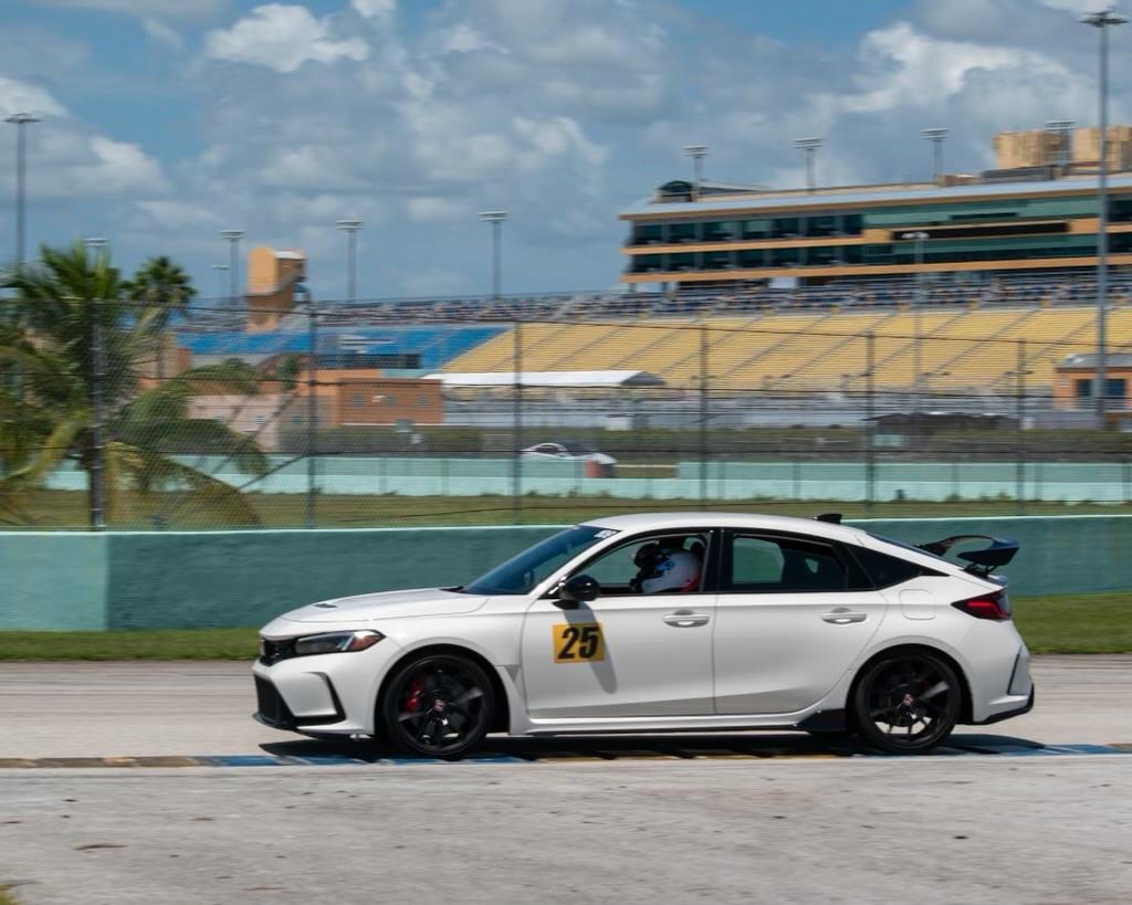 11th Gen Honda Civic Still Getting Adjusted to FWD | Homestead Miami Speedway Open Track Day DSC_0179.JPG