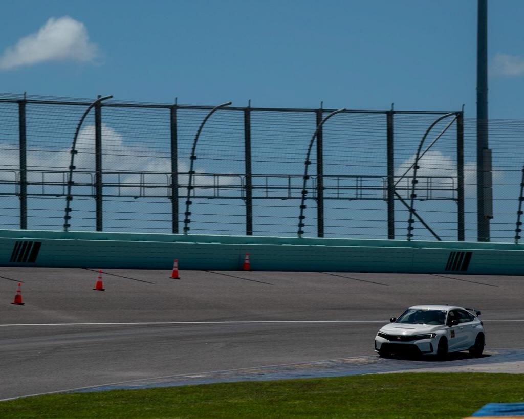 11th Gen Honda Civic Still Getting Adjusted to FWD | Homestead Miami Speedway Open Track Day DSC_0183.JPG