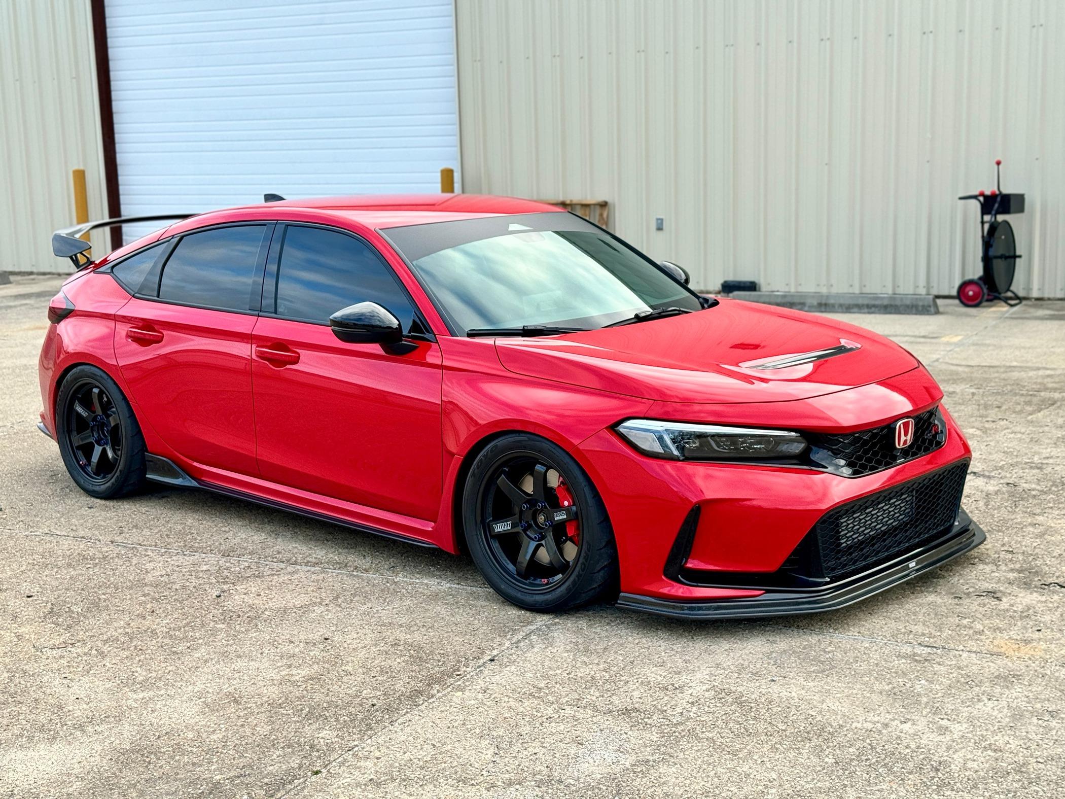 11th Gen Honda Civic Official RALLYE RED FL5 Type R Photos Thread Image (2)