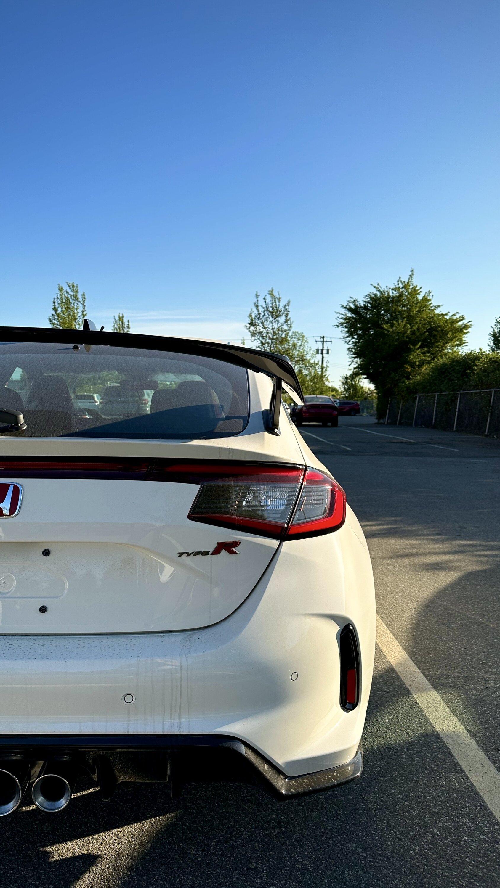 11th Gen Honda Civic Canadian dealer asked what colour Type R I want IMG_0276