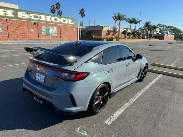 11th Gen Honda Civic Official SONIC GRAY PEARL FL5 Type R Photos Thread IMG_1560