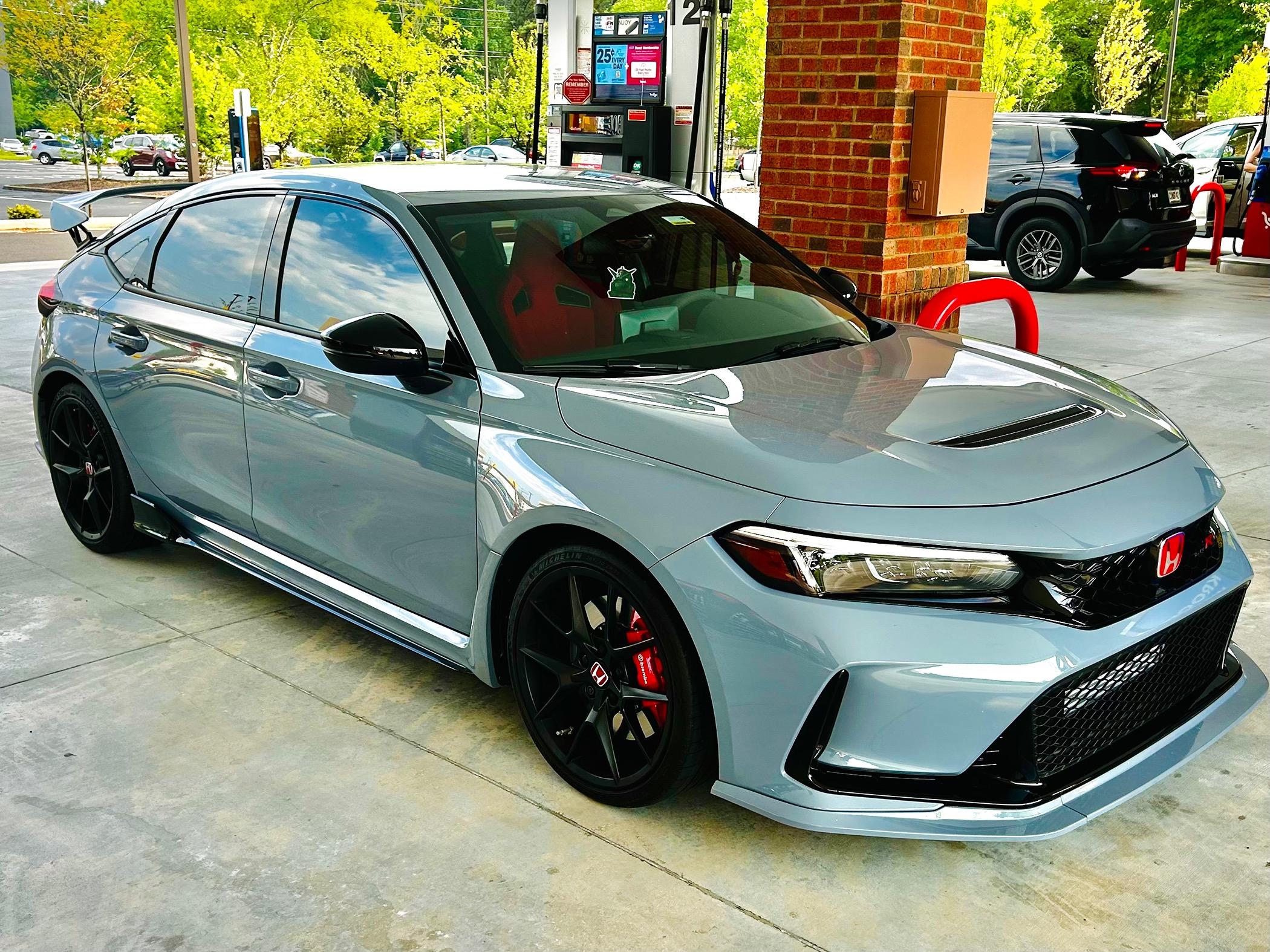 11th Gen Honda Civic What did you do to your FL5 today? IMG_2066