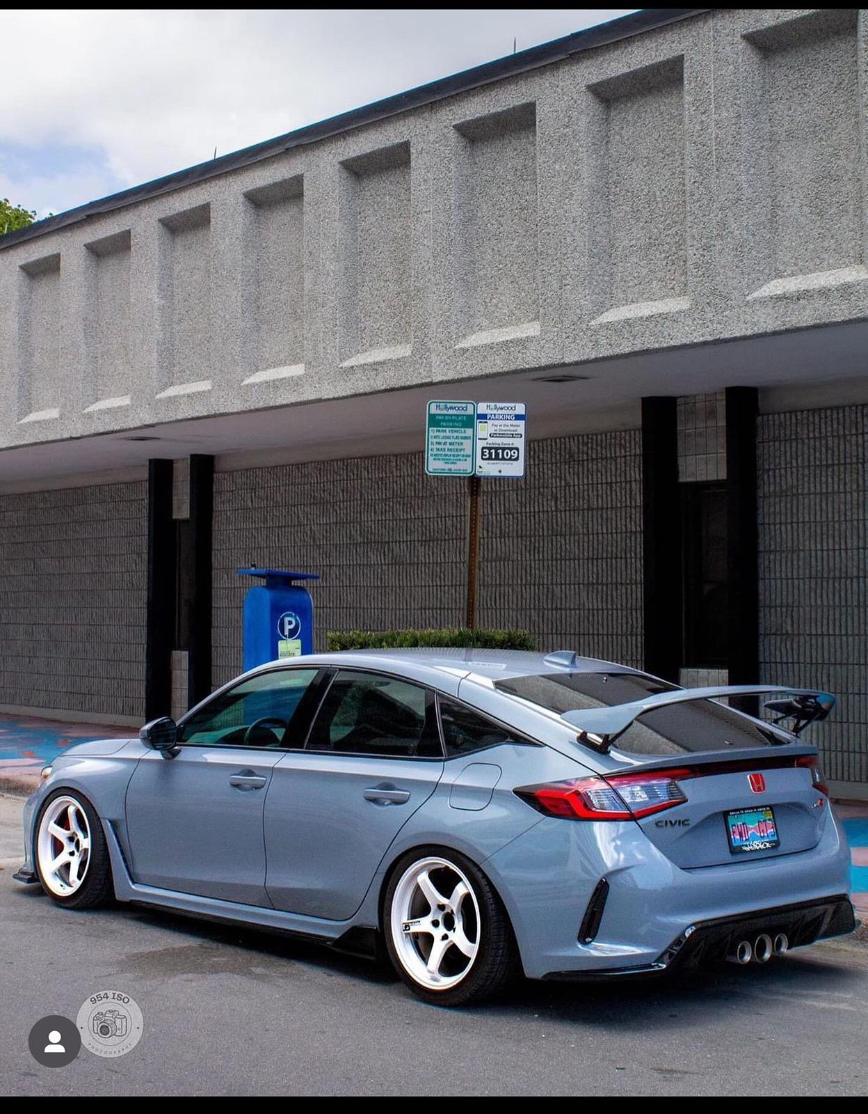 11th Gen Honda Civic FL5 Vanity Plate Hall of Fame IMG_2435