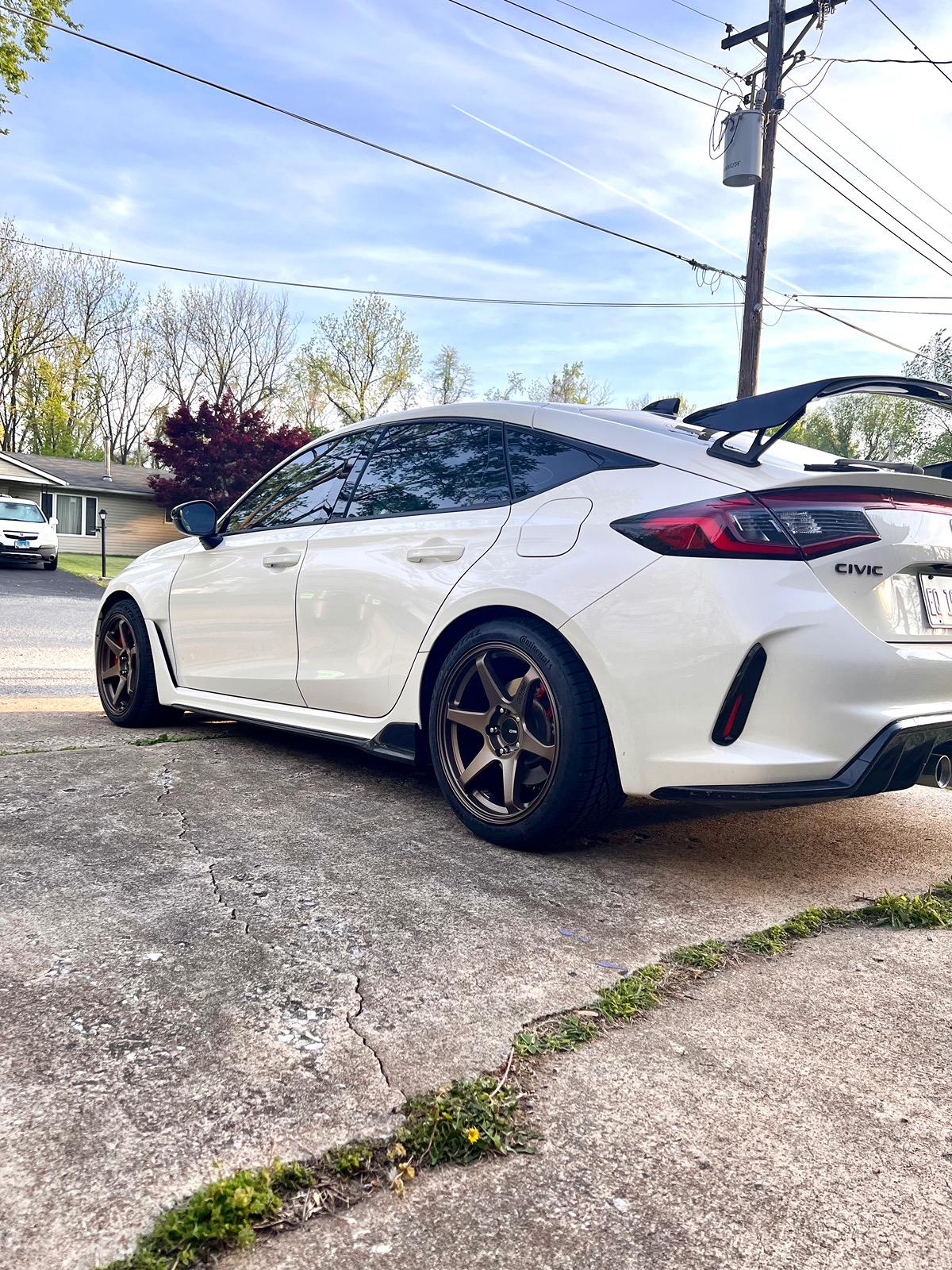 11th Gen Honda Civic FL5 Civic Type R on Bronze Wheels (Put Pictures Here) IMG_2677