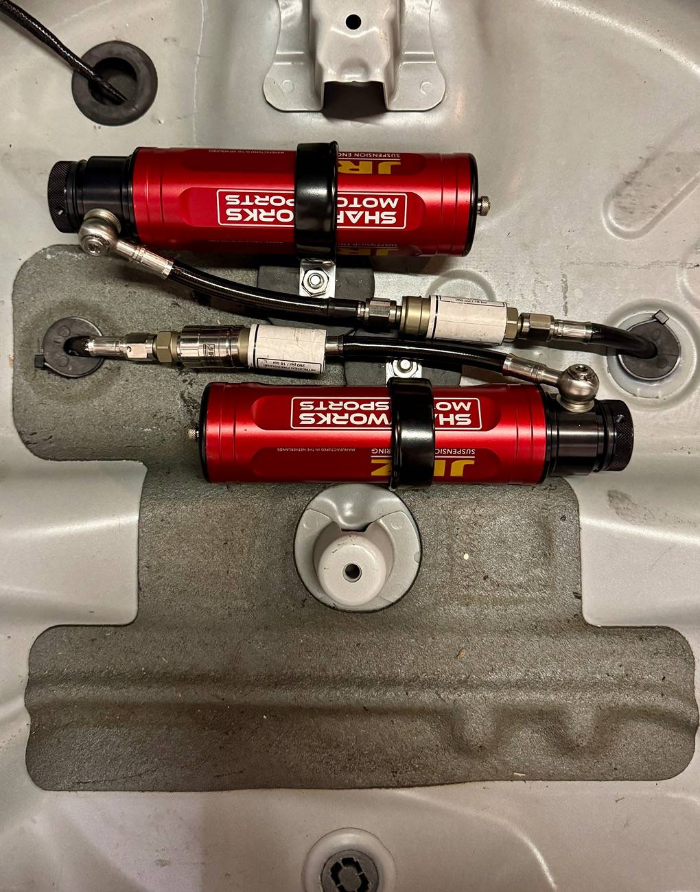 11th Gen Honda Civic Remote reservoir locations FL5 IMG_2883