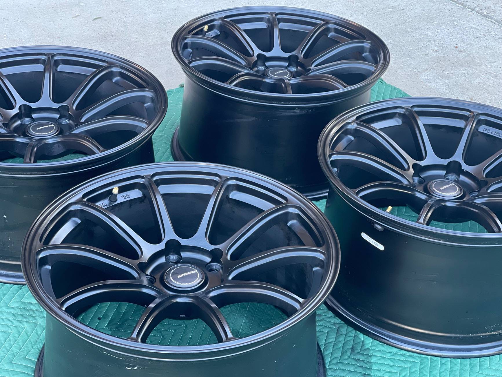 11th Gen Honda Civic OEM PARTS (CF wing, shift knob), OLM wing, 18’s wheels and more img_5040-jpe