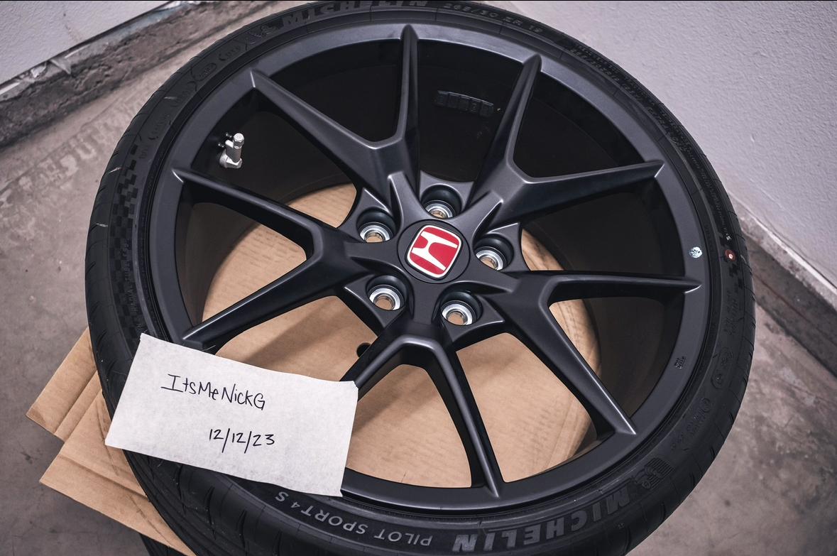 11th Gen Honda Civic FL5 OEM Wheels/Tires, ~300 Miles - $2,000 Picked Up IMG_5085