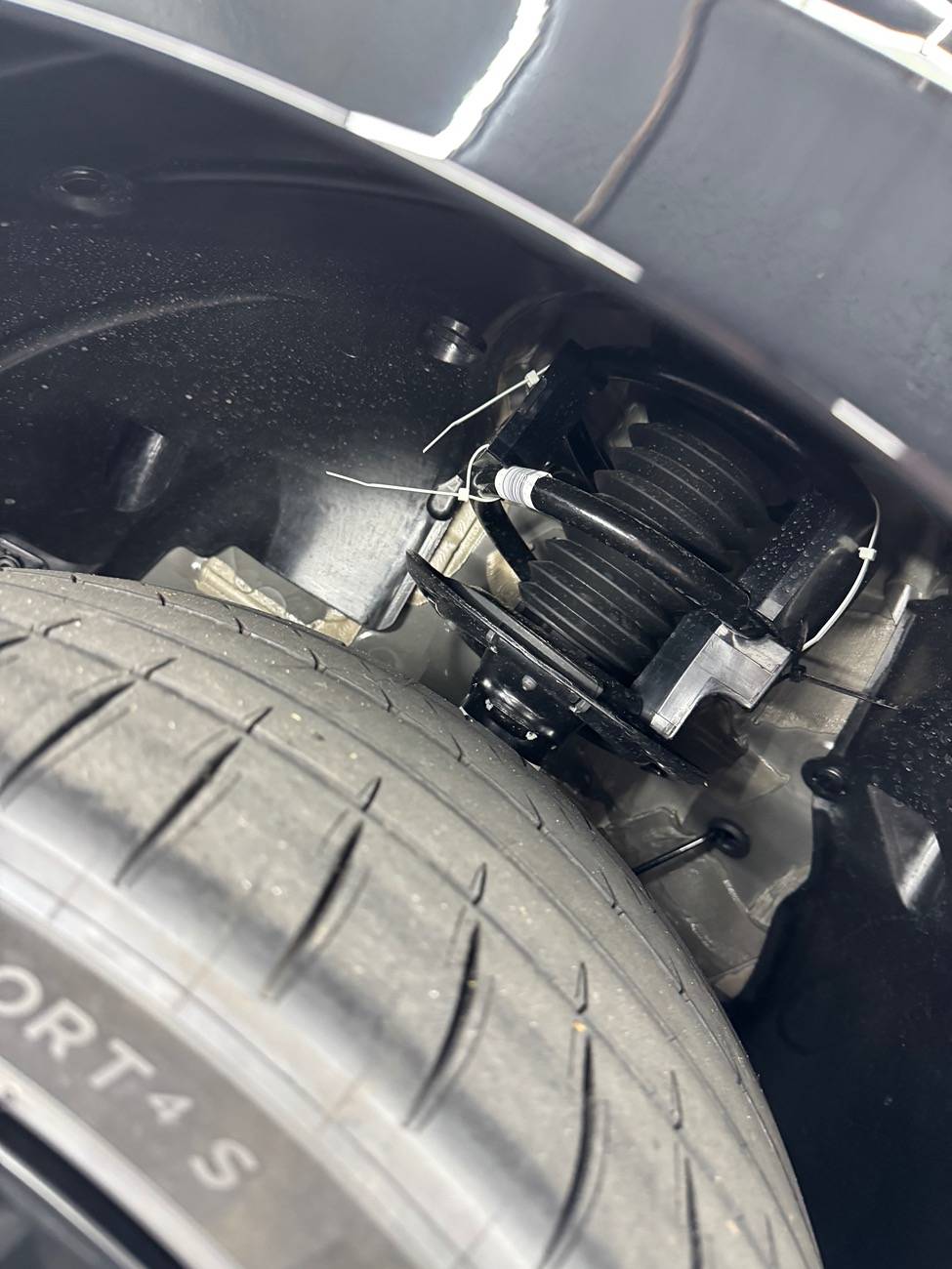 11th Gen Honda Civic Transport Blocks PSA: make sure your dealer removes suspension transport blocks before taking delivery! IMG_6727