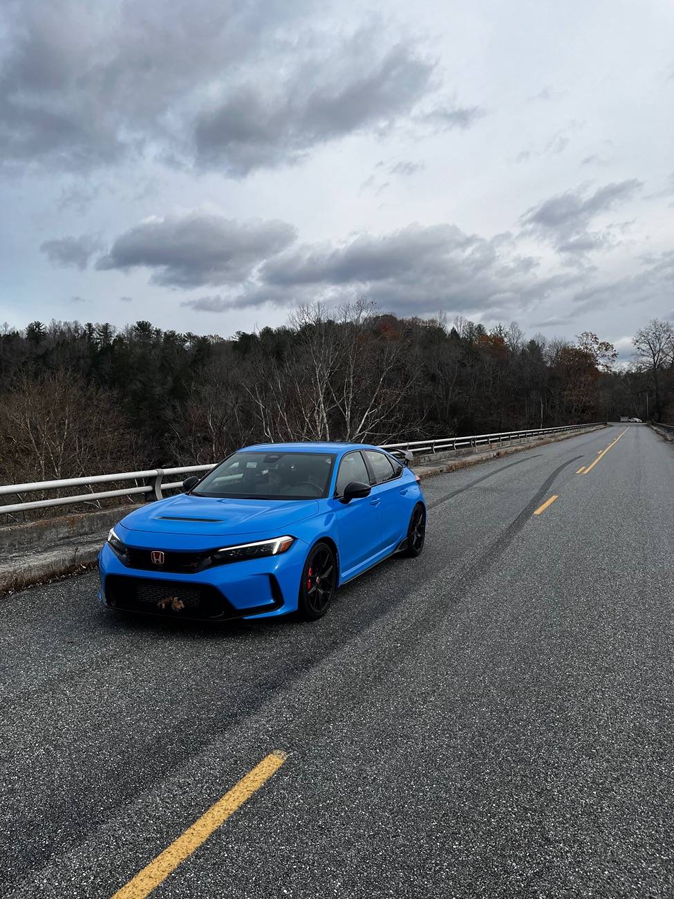 11th Gen Honda Civic Play by pic, Blue Ridge Parkway VA side. IMG_7772