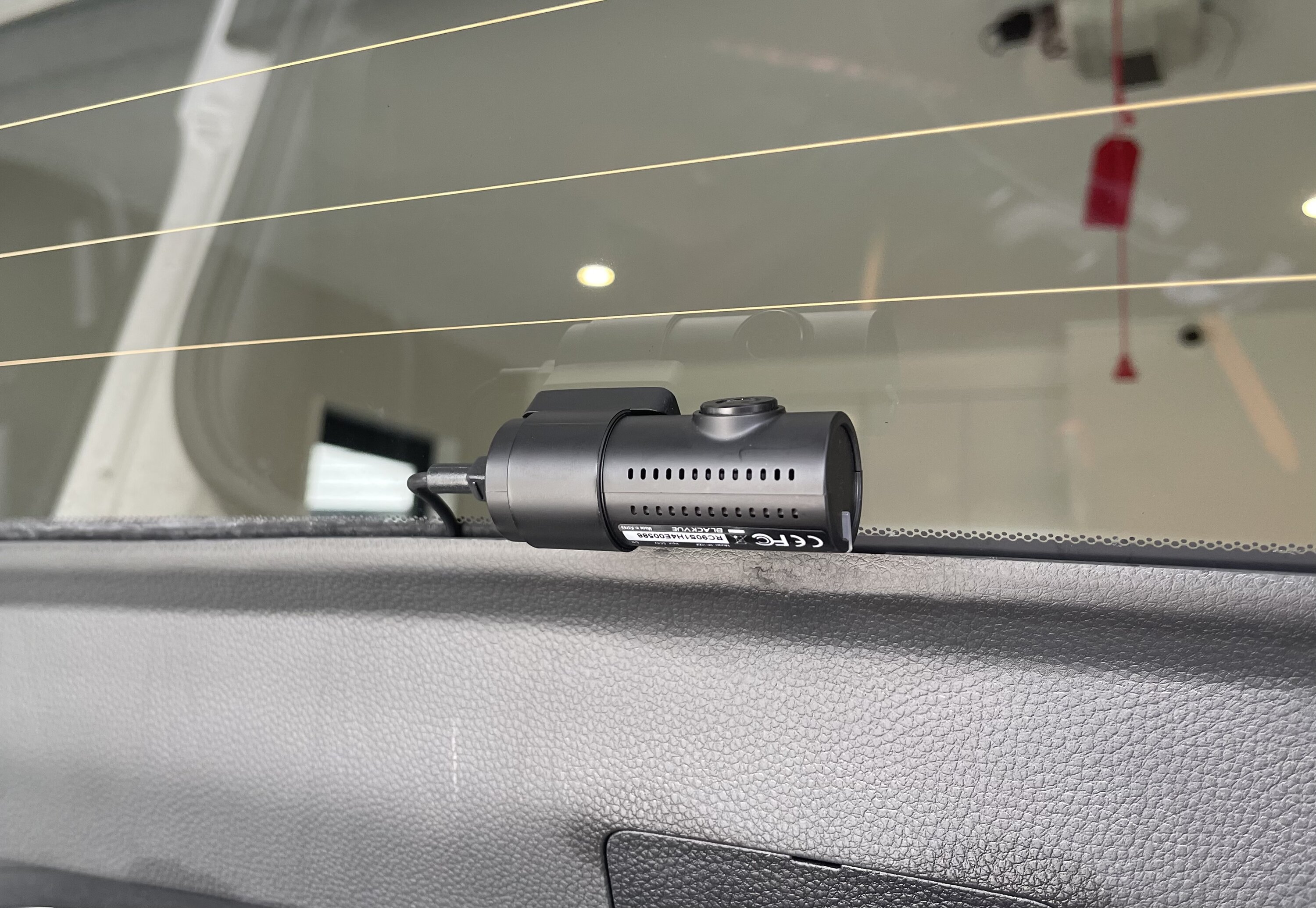 Is There a Dash Cam Without Wires?