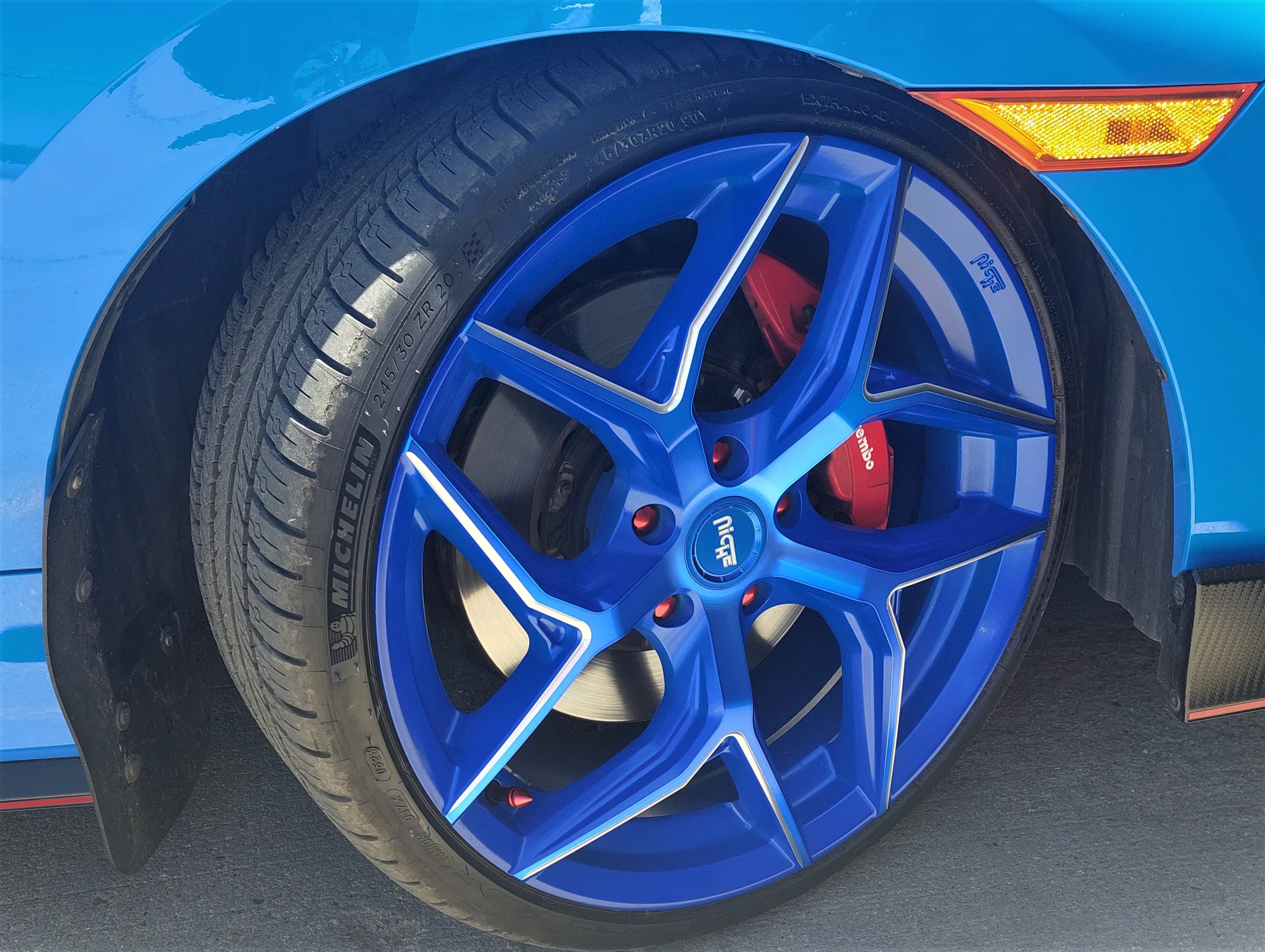 11th Gen Honda Civic Any pics of your wheels? Niche - Torsion - Blue 20x9 5-120 35mm installed 6-24-2023 01