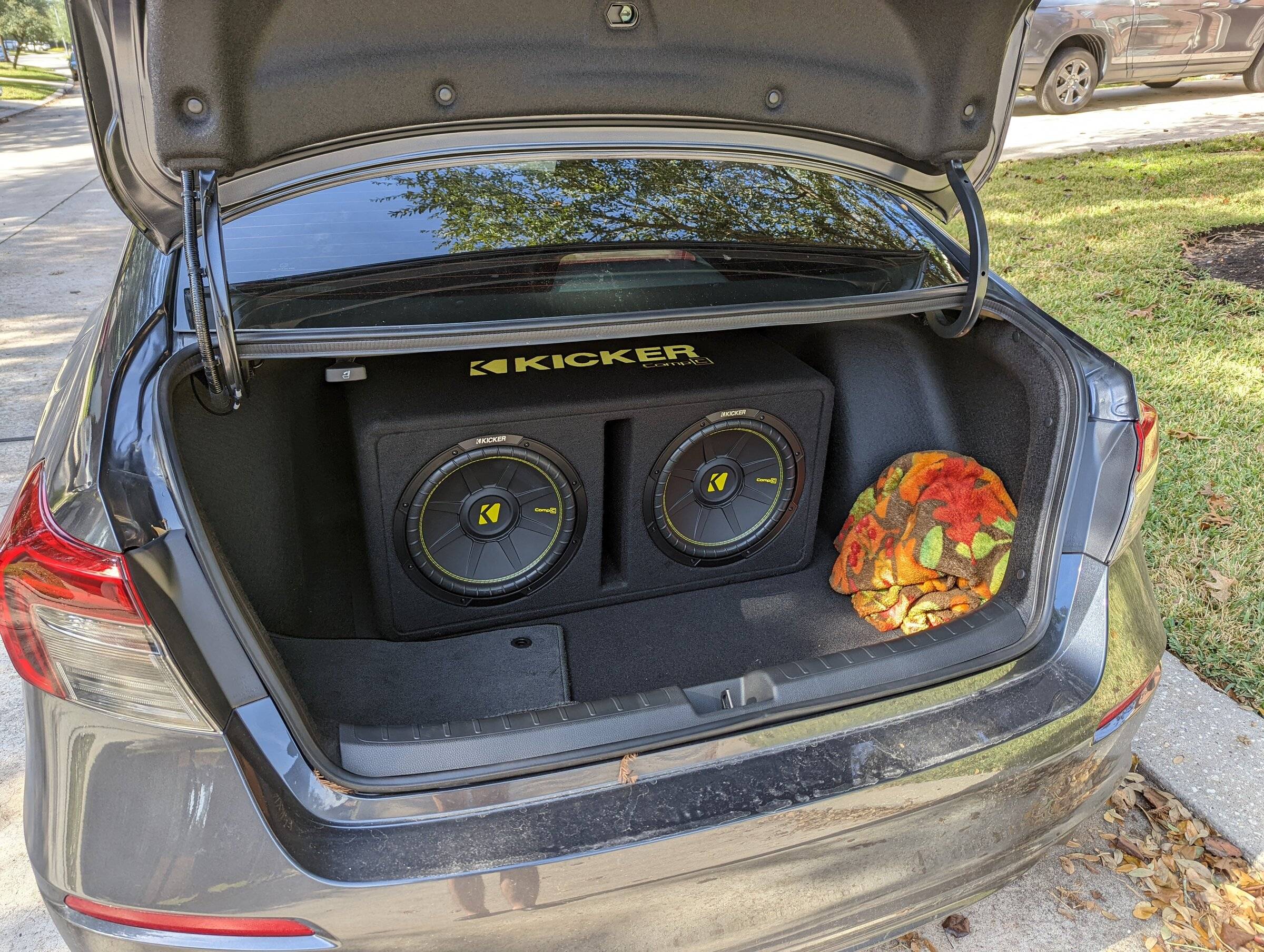 11th Gen Honda Civic 2x12" Kicker CompC Subwoofers installed! PXL_20211219_173217937