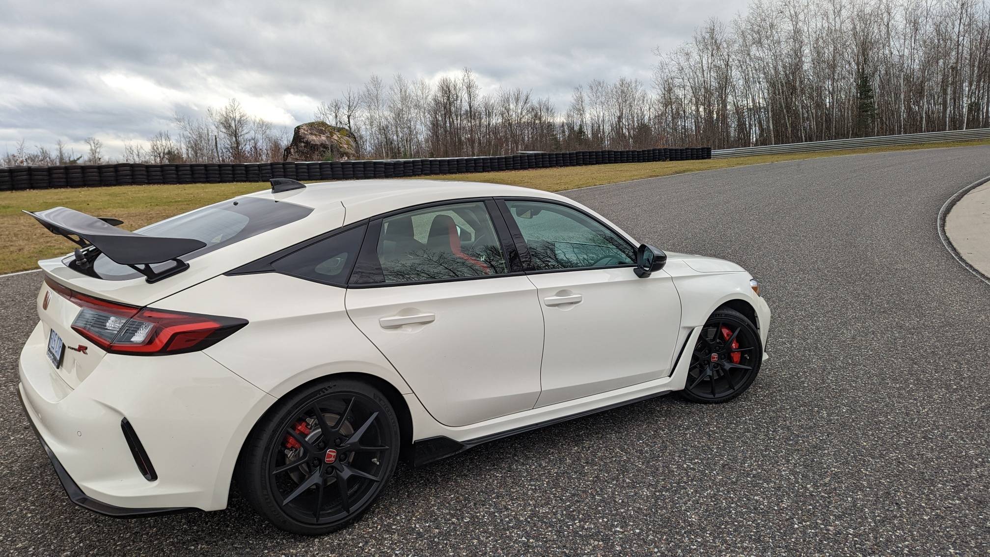 11th Gen Honda Civic First 500KMs Driving and FL5 Track Impressions @ Calabogie Motorsports Park, Longest Track in Canada PXL_20221112_180004605