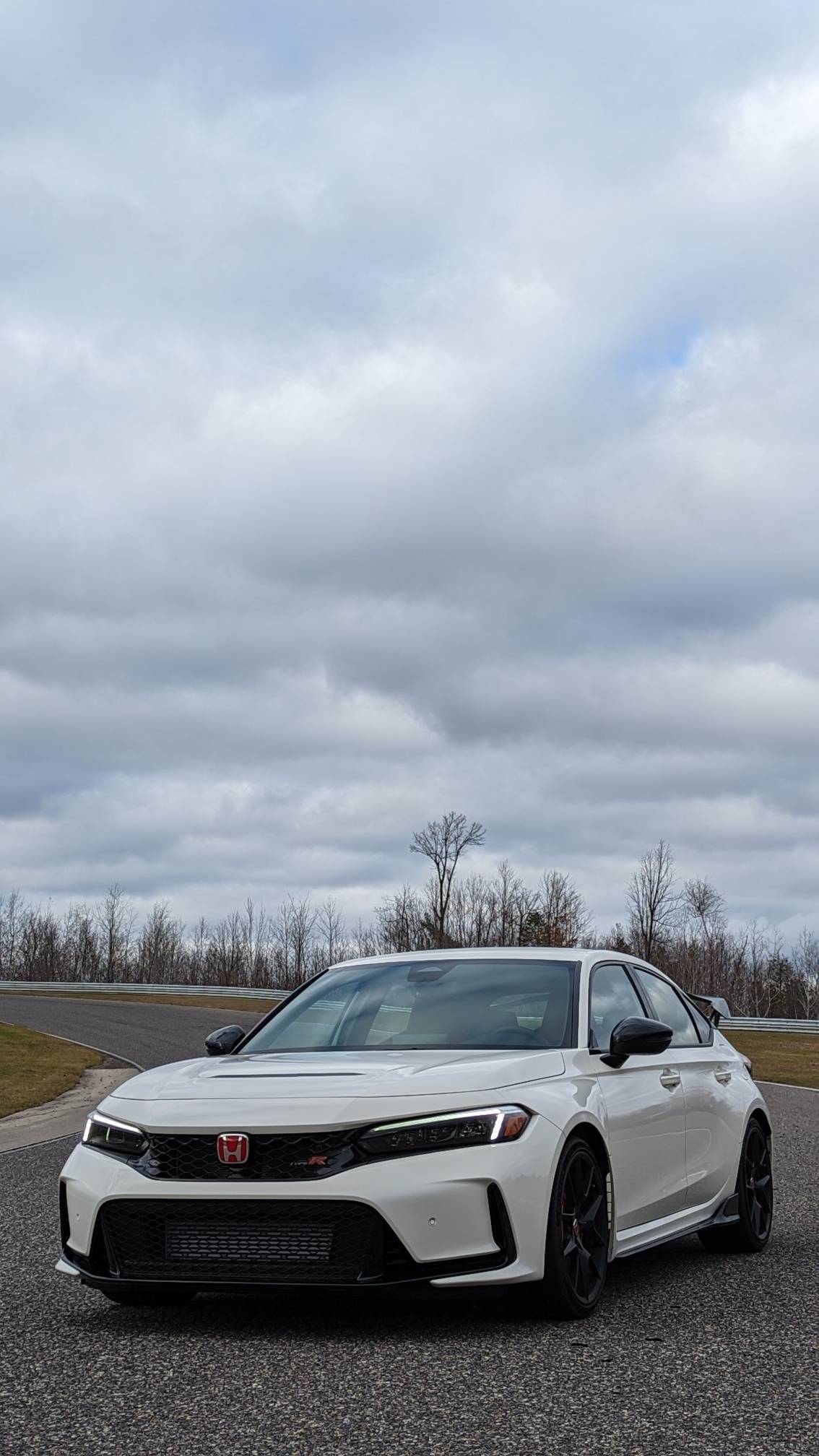 11th Gen Honda Civic First 500KMs Driving and FL5 Track Impressions @ Calabogie Motorsports Park, Longest Track in Canada PXL_20221112_180659971
