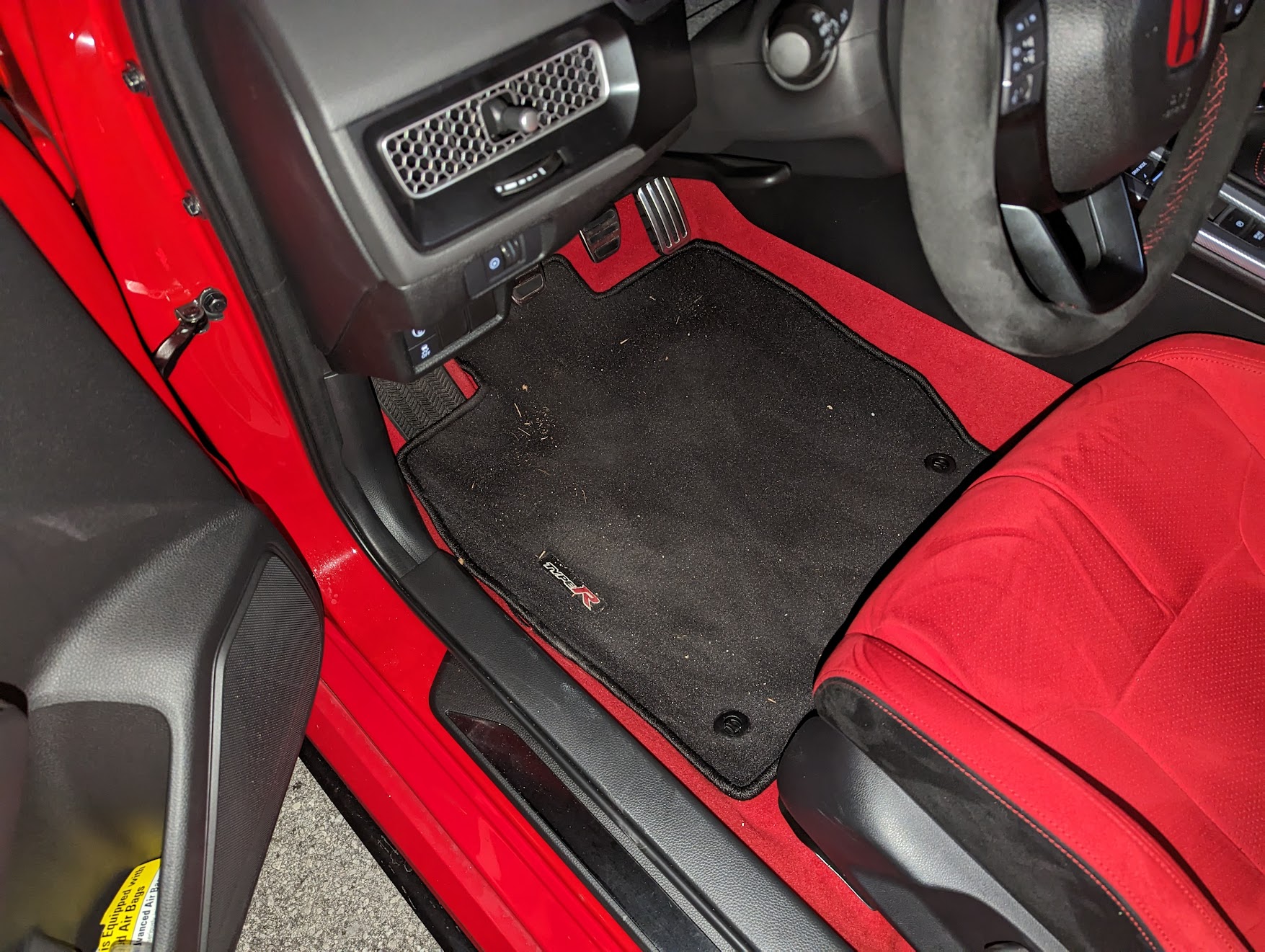 11th Gen Honda Civic What Pre-Installed Options Do You Like? PXL_20230114_015236284