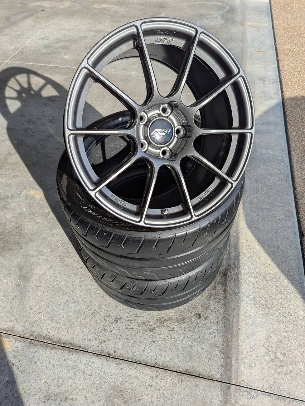 11th Gen Honda Civic GONE: Apex Wheels SM-10RS 18x10 +42 Forged Anthracite PXL_20250203_204927439.MP
