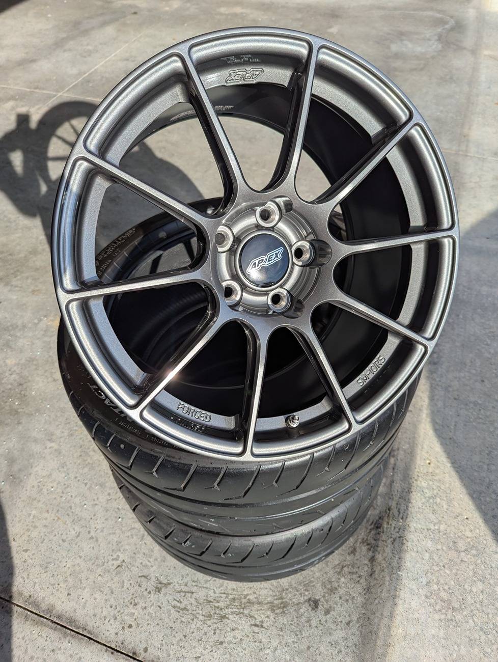 11th Gen Honda Civic GONE: Apex Wheels SM-10RS 18x10 +42 Forged Anthracite PXL_20250203_205134129.MP