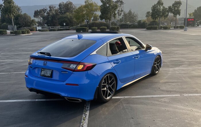 Lowered 2022 Boost Blue Sport Touring Civic! [D2 Racing PRO Series lowering springs]