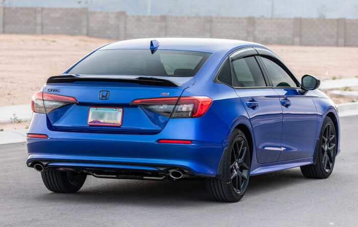 Received my '23 Si a few weeks ago. Made some slight changes and took some pics to share.