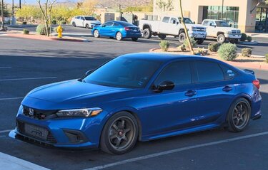 1746302965121-8v.jpg