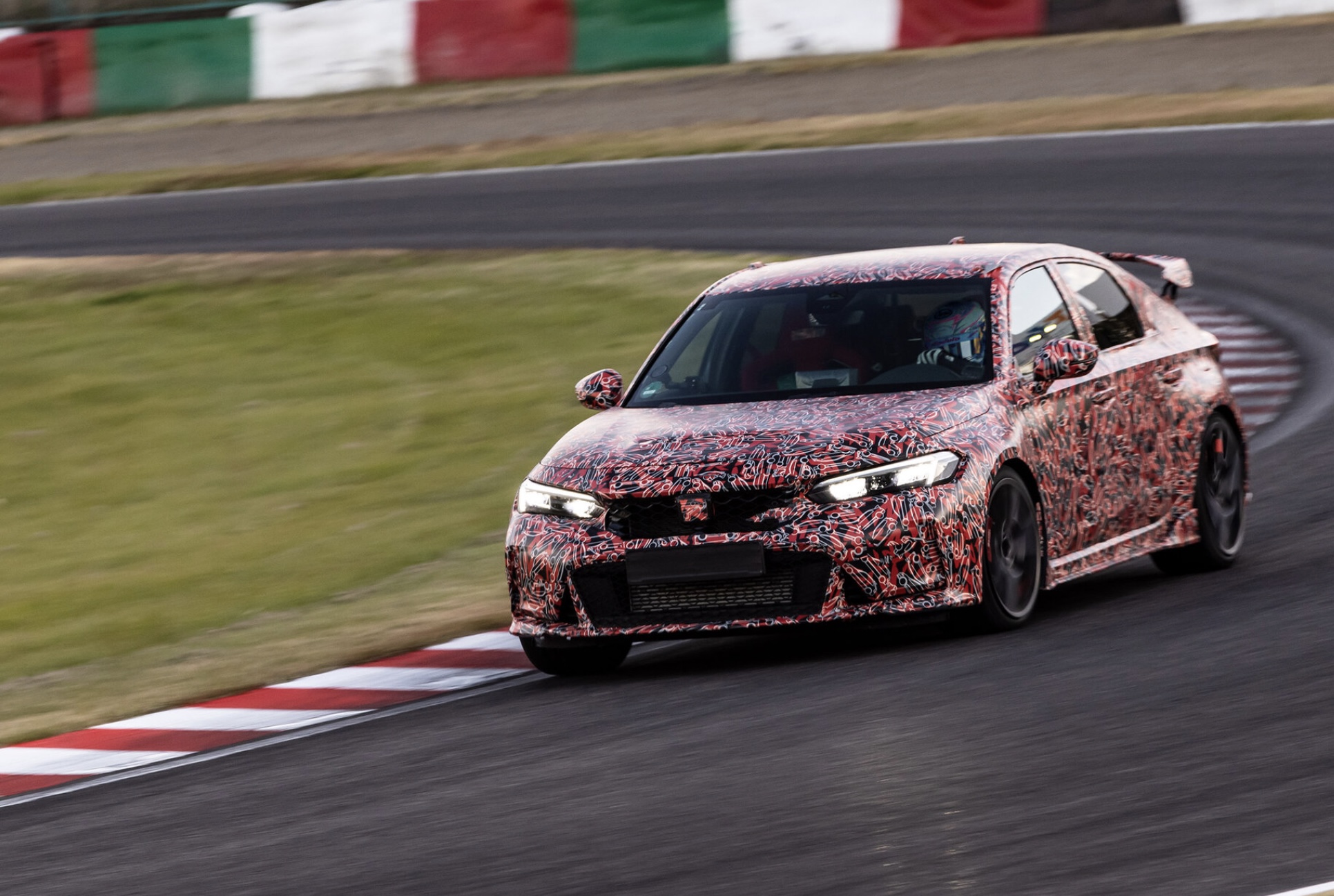スパーク CIVIC TYPE R-GT - Track Test spark スパーク CIVIC TYPE R-GT - Track Test spark New Honda Civic